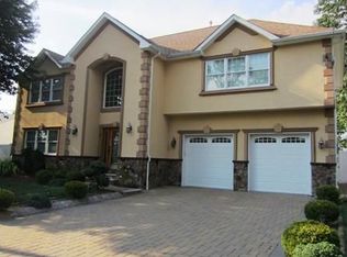 4 Cannon Rd, East Brunswick, NJ 08816