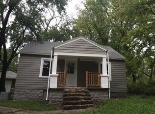 9712 Steele Rd, Edwardsville, KS 66111