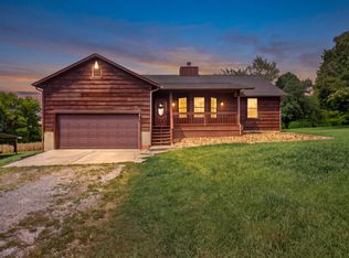 2467 Outlaw Rd, Woodlawn, TN 37191