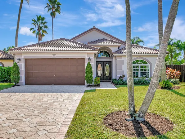 1939 Oak Berry Circle, Wellington, FL 33414