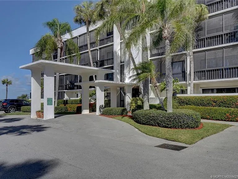 3792 NE Ocean Blvd #204S — Photo 4