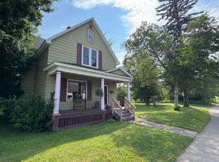 836 7th Ave, Two Harbors, MN 55616