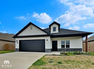 1041 Pebble Pass, Centerton, AR 72719