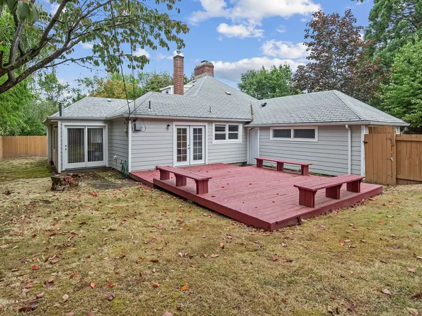 9520 SW Cypress St, Beaverton, OR 97005