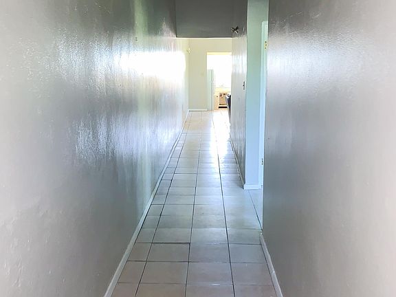 3rd image of 256 Estate Barren Spgs #1