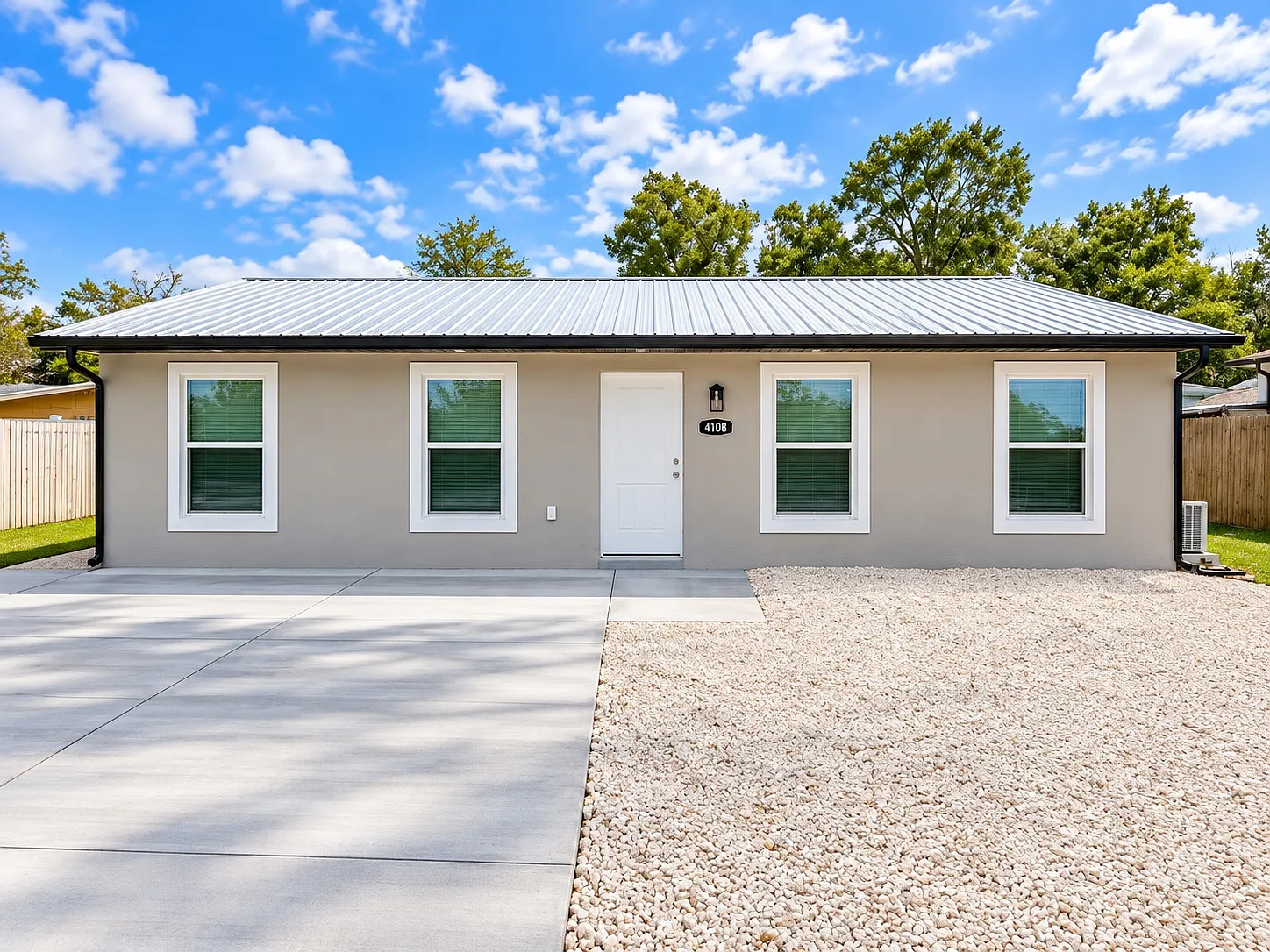 4108 Thunderbird Ave — Photo 1