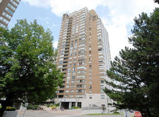 195 Wynford Dr #802, Toronto, ON