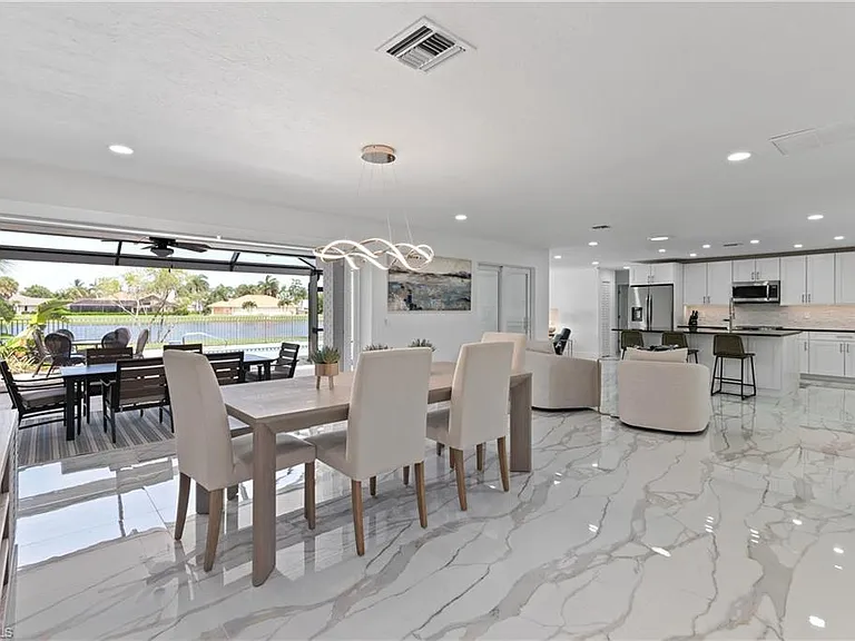 2500 Kings Lake Blvd — Photo 4