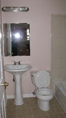 4th image of 4611 188th St
