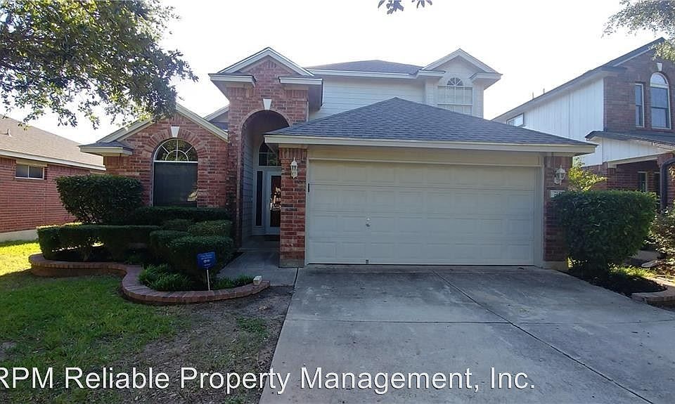1st image of 715 Leann Ln