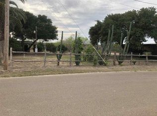 238 Retama St, Zapata, TX 78076