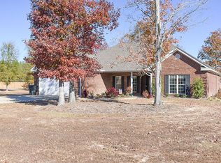 106 McKenzie Dr, Columbus, MS 39705