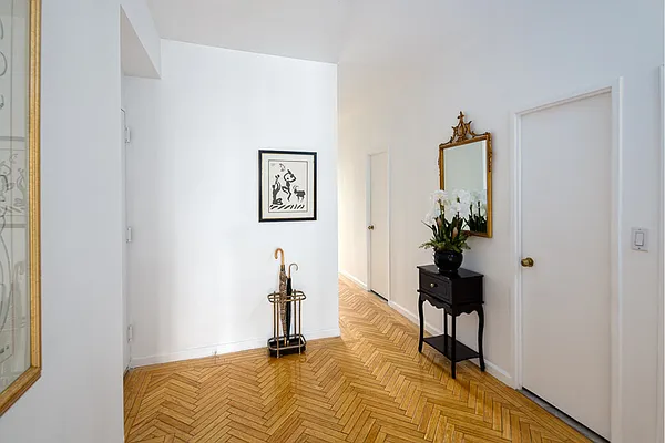 Sold by Stribling | media 14