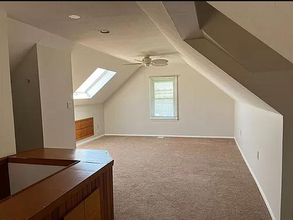 5th image of 4209 W 140th St