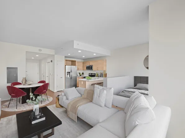 2030 Hudson Street image 223 of 284