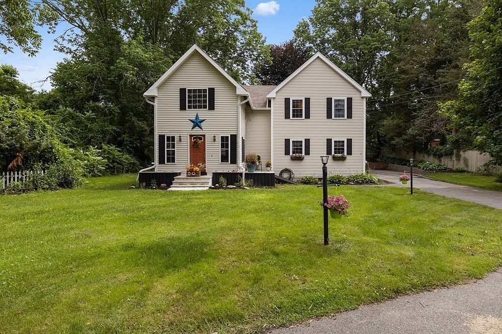 397 Bedford St, Lakeville, MA 02347 Zillow