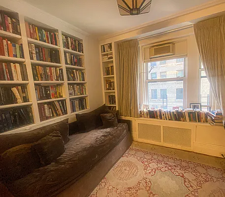 Rented by Sidewalk Realty LLC | media 11