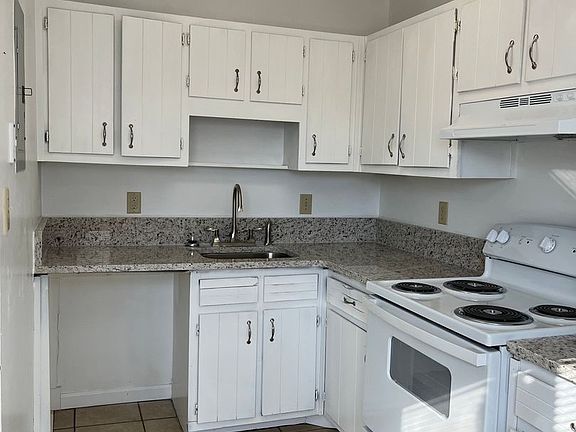 4th image of 314 West Ave #4