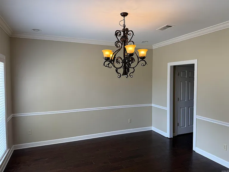 4 Bordeaux Ct — Photo 3