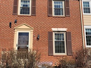 7825 River Run Ct, Frederick, MD 21701