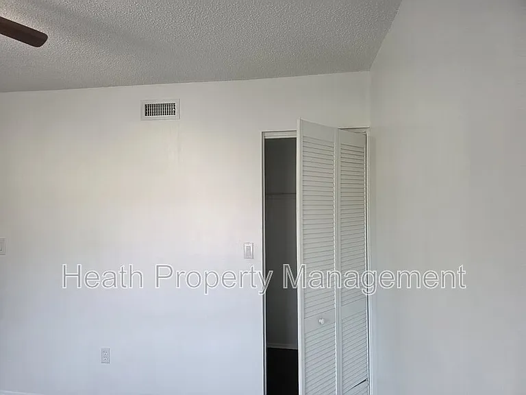 605 N Keene Rd #C — Photo 15
