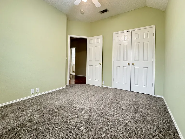 4712 Bull Run Dr — Photo 16