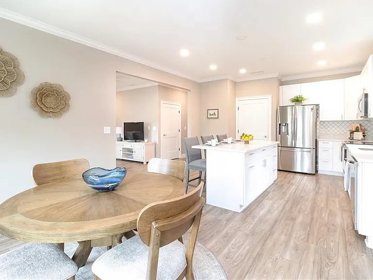 2881 Monroe Hwy #501 — Photo 7