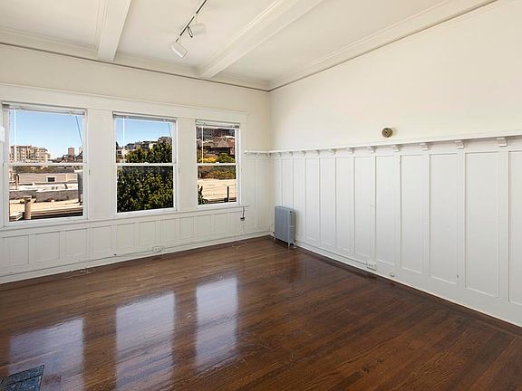 5th image of 2754 Pierce St #7