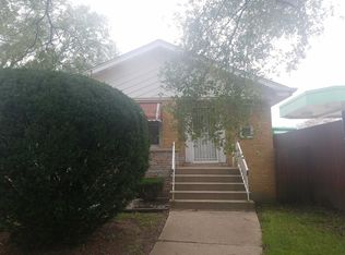 12704 S Throop St, Calumet Park, IL 60827
