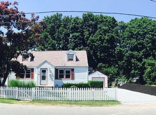 2 Dietz St, Central Islip, NY 11722