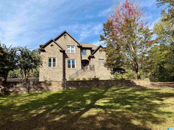 306 Hickory Valley Rd, Trussville, AL 35173