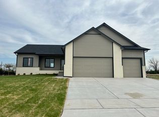 7260 E Pheasant Ridge St, Wichita, KS 67226