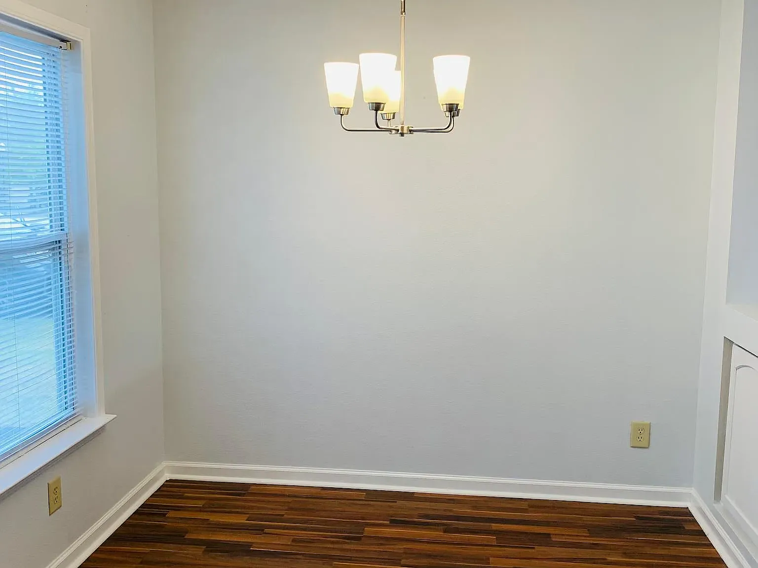 3 bed, 1885 sqft, $1,845 — Photo 3