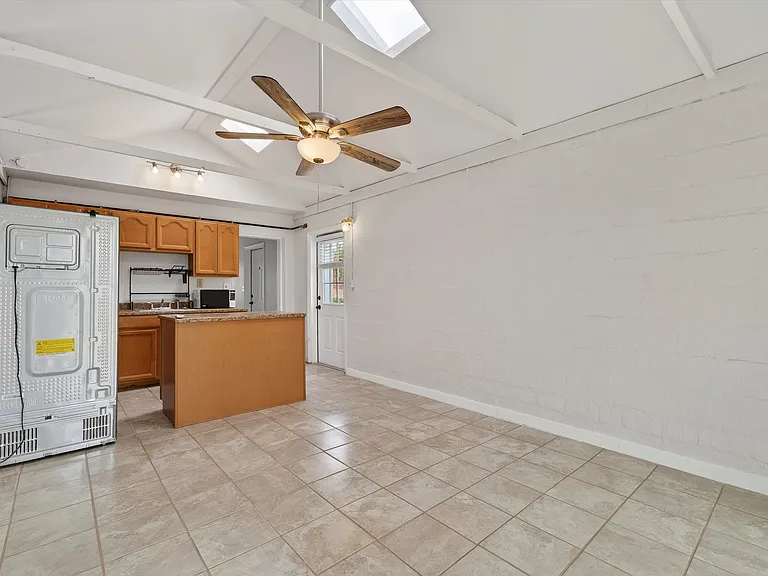 3022 E 1st St #2 — Photo 3