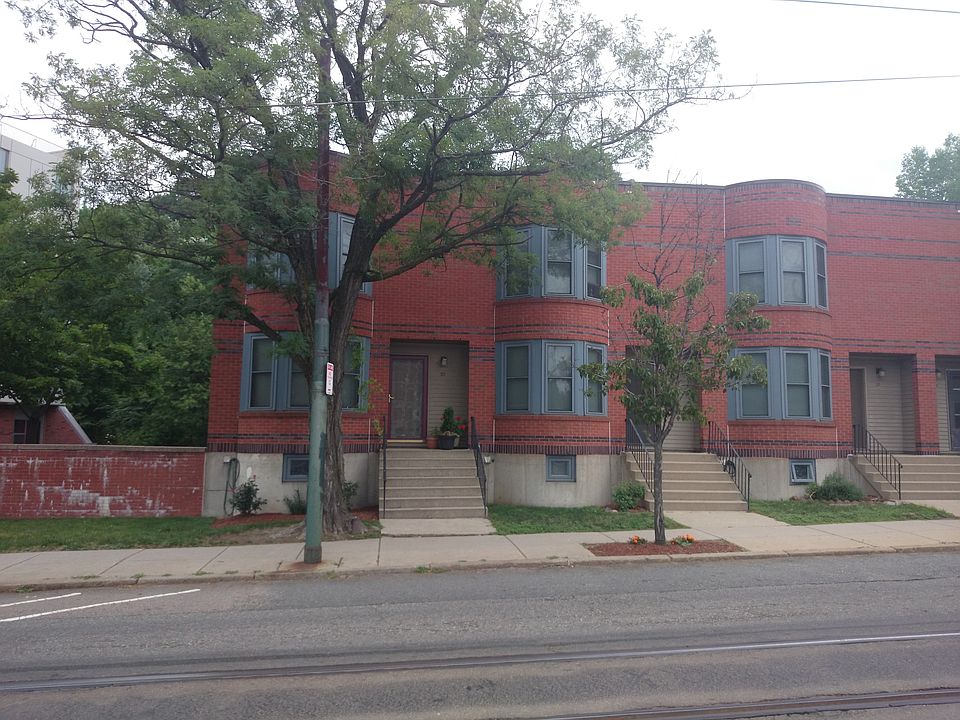 Building Photo 3