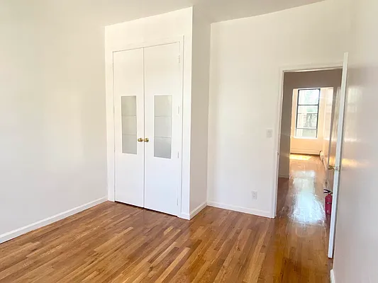 Rented by Best Service Realty Corp | media 3