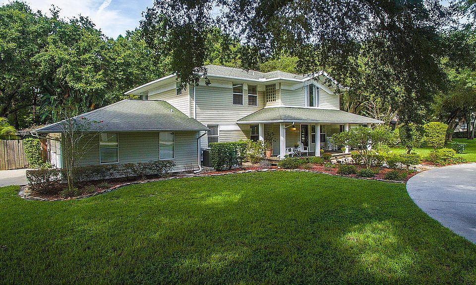 1st image of 2100 Bow Ln