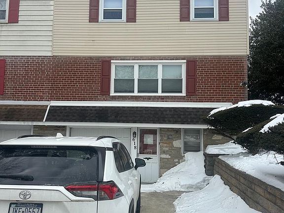 3rd image of 618 Artwood Dr