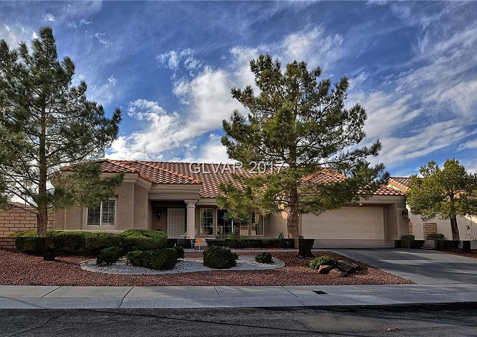 1st image of 2521 Tumble Brook Dr