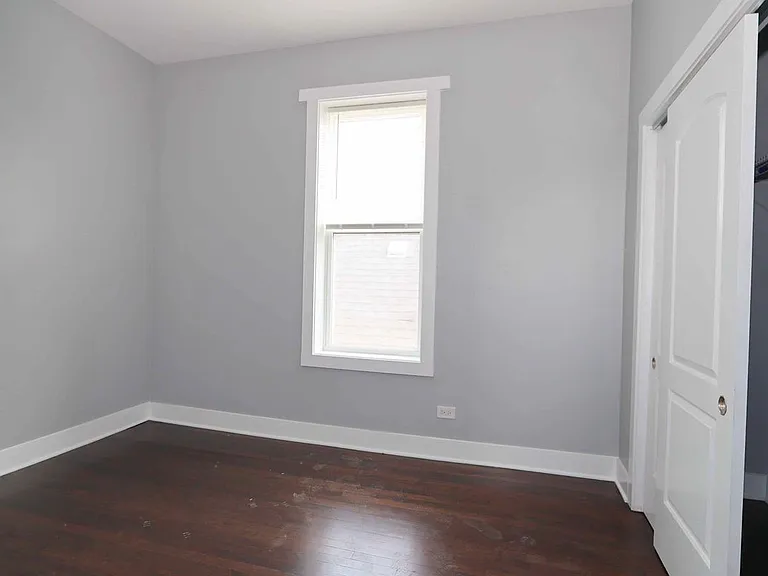 2858 S Saint Louis Ave #3 — Photo 3