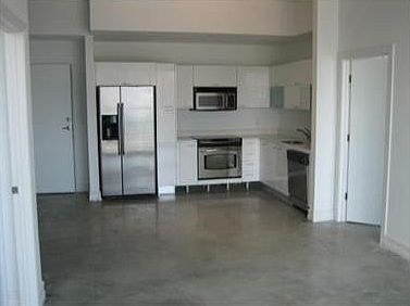 3rd image of 133 NE 2nd Ave APT 2906