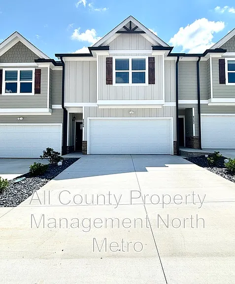6366 Pine Ridge Point — Photo 1