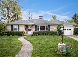 1694 Beacon Hill Rd, Lexington, KY 40504