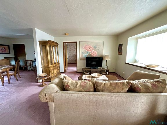 4th image of 217 Boulder Dr