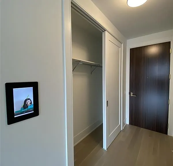 455 Wellington St W #701 — Photo 20
