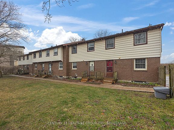2nd image of 136 Notch Hill Rd #5