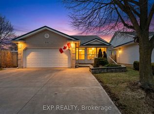 8116 Woodsview Cres, Niagara Falls, ON L2H 3G3