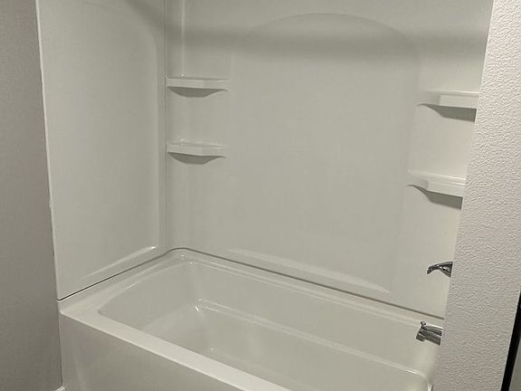 4th image of 1920 N Creekwood Park Cir #5