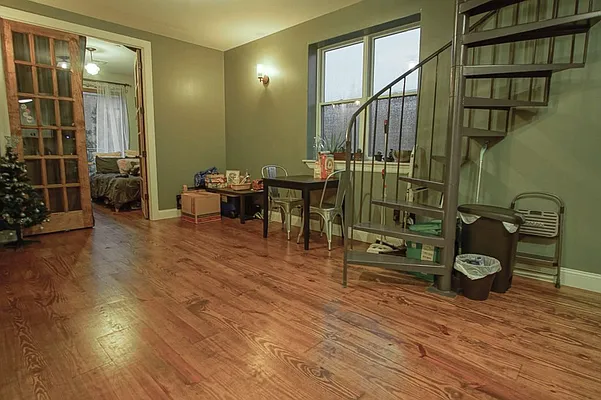 Rented by Lofts and Flats LLC | media 14