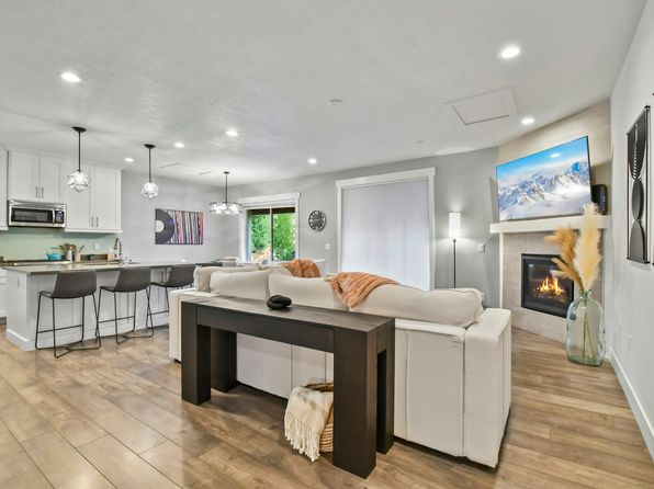 3312 Quarry Springs Dr